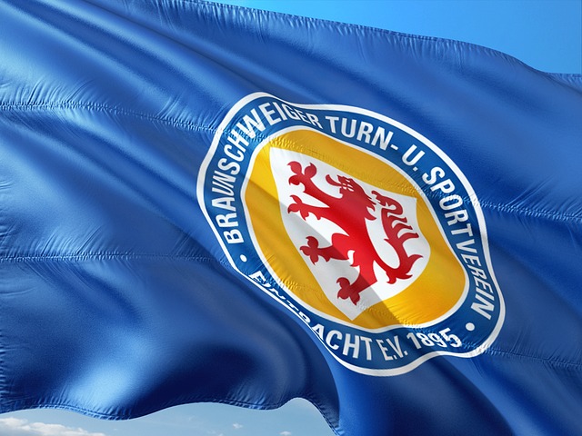 在大巴山深 在大巴山深